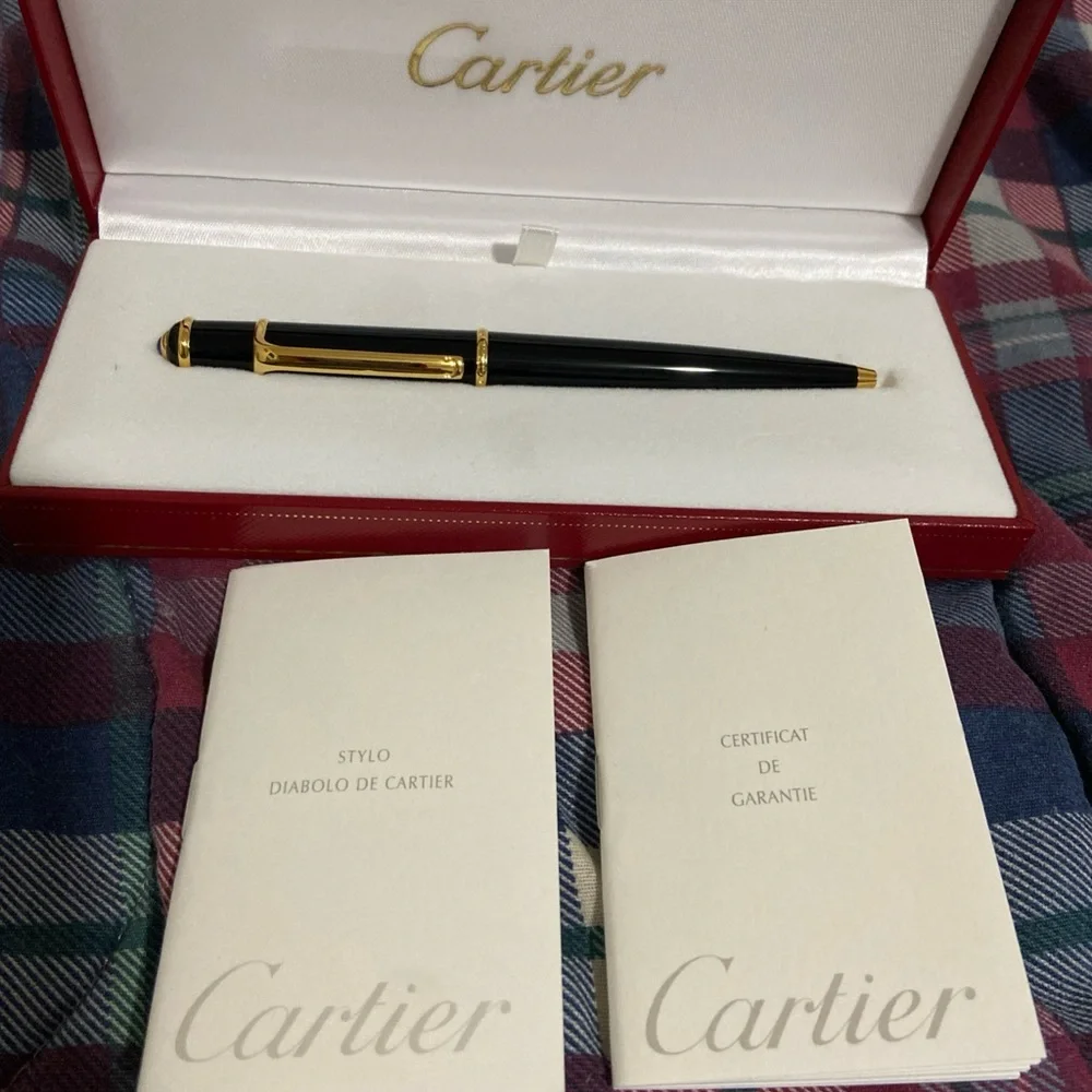 Cartier Black and Gold Writing Instrument - Picture 3 of 4